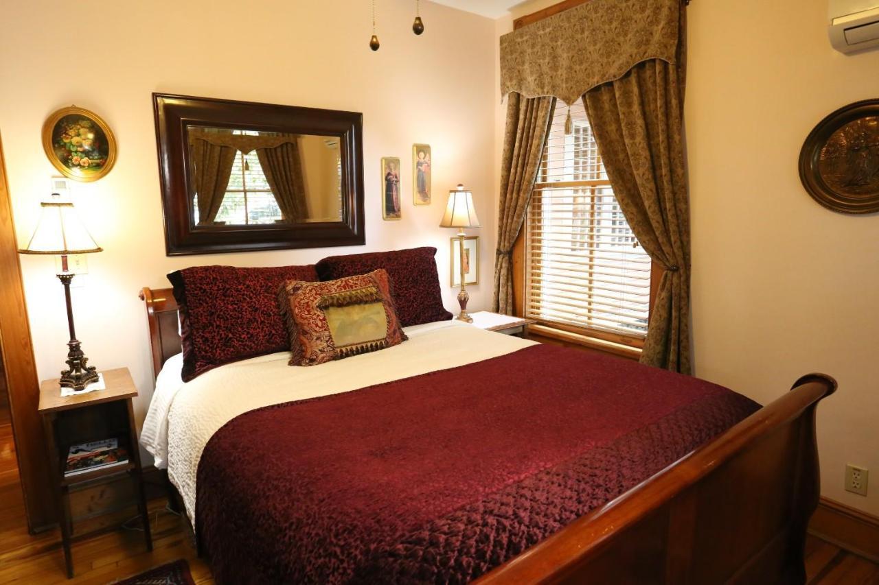 Sweetwater Branch Inn Gainesville Zimmer foto